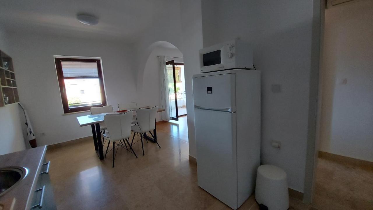 Nina, Pinta & Santa Maria Apartament Nova Vas (Porec)